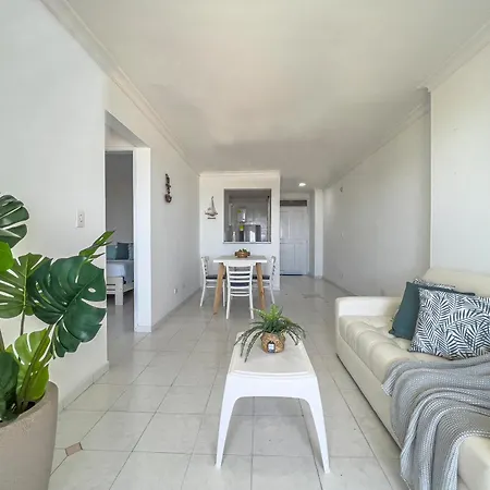Apartamento Bocagrande Flamingo - Con Vista Al Mar Y Salida Directa A Playa *